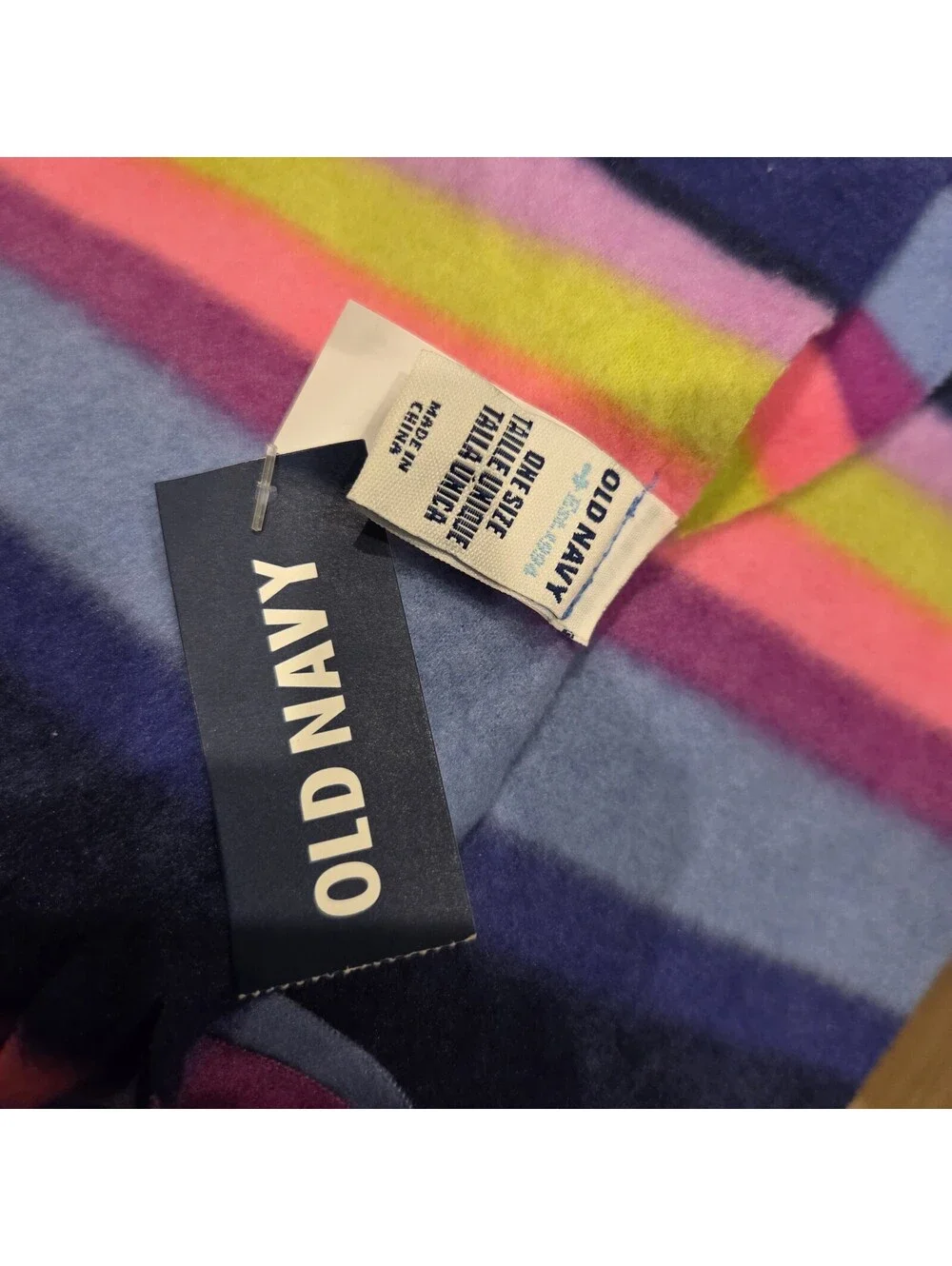 OLD NAVY RAINBOW STRIPE POLYESTER FLEECE 60